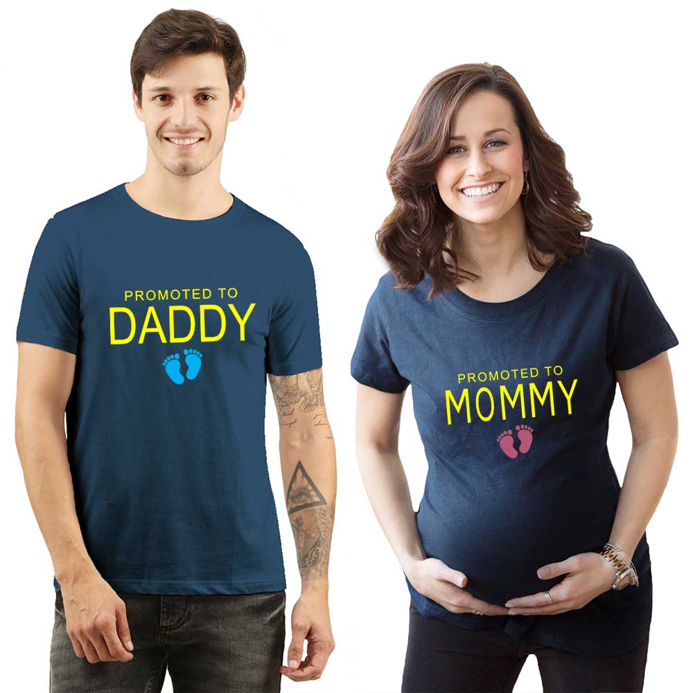 Promoted to Mommy Daddy Maternity Pregnancy Announcement Couple T Shirt for Photoshoot